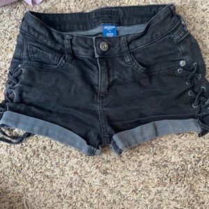 Arizona jean co black shorts size 0